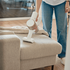 Ilustrasi Vacuum Kasur untuk Kamar Bayi